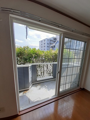 【バルコニー】 | プリマベーラ古国府Ⅰ