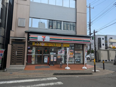 コンビニ