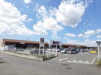 【周辺】 | ホームセンター山新田彦店まで1300m