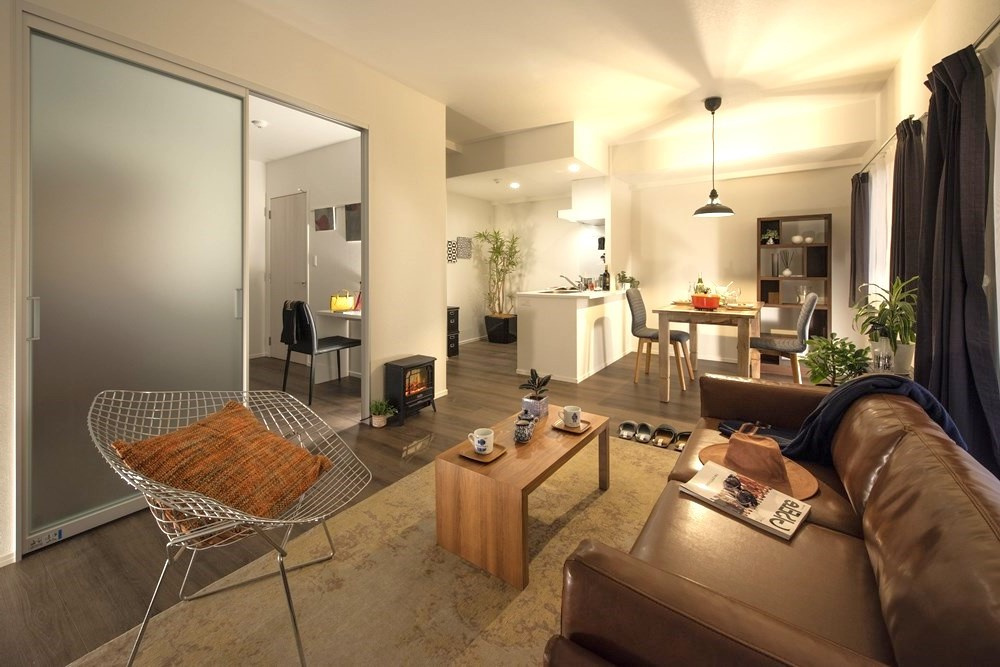 エンクレスト博多EAST PARKの居間・リビング