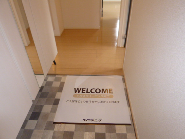 倉敷市東塚６丁目のアパートの玄関