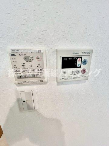 大阪市淀川区木川西３丁目のテラスの設備|浴室暖房乾燥機付き