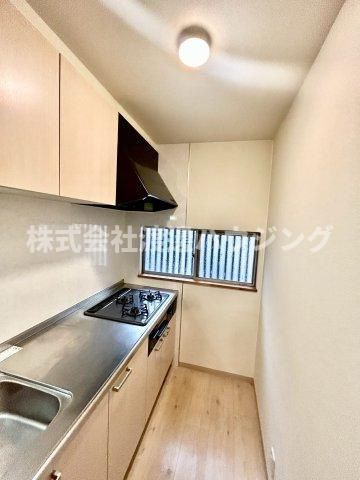 大阪市淀川区木川西３丁目のテラスのその他|窓