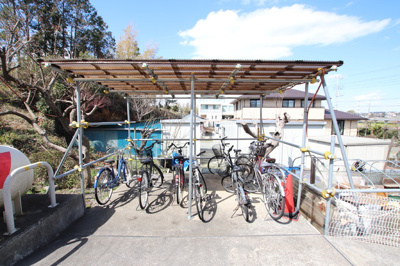 屋根付き駐輪場