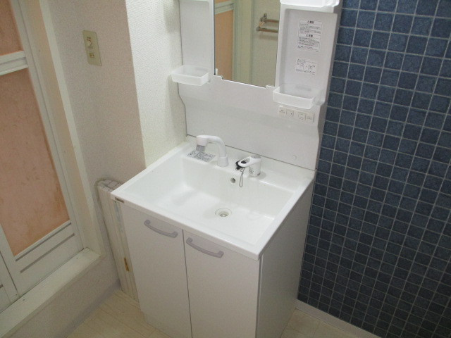 ガーデン千寿の洗面所