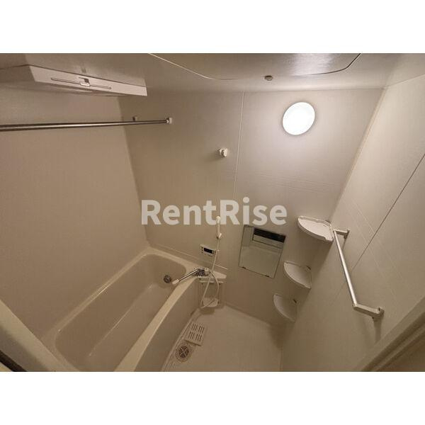 アンテプリマの寝室