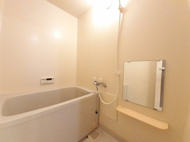 アムールⅡＤの浴室|お風呂です