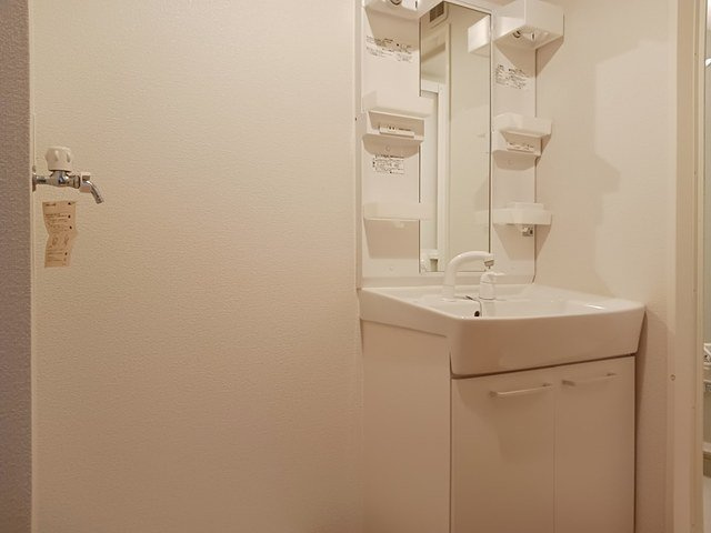 スプランドゥールの洗面所|明るい洗面所です