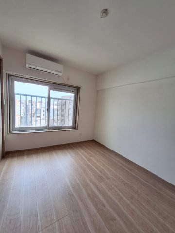 業平橋住宅の寝室|★洋室５．８帖★