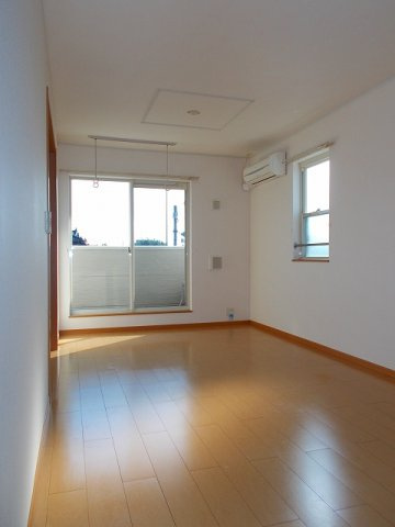 ソレイユⅠの居間・リビング