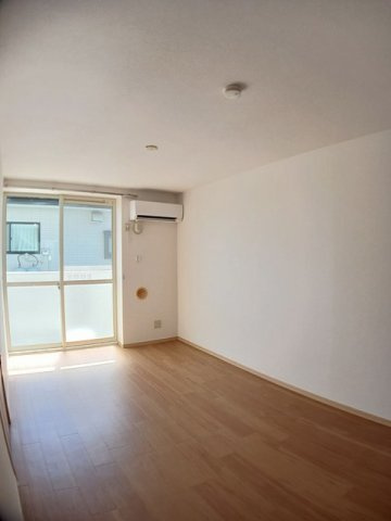 ベルハウスＢ棟の居間・リビング