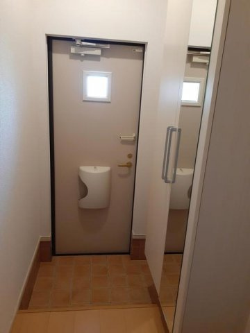 エクセルＭ・Ｉ　Ｃの玄関