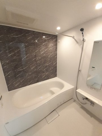 シャルム泗水５番館　Ｂの浴室