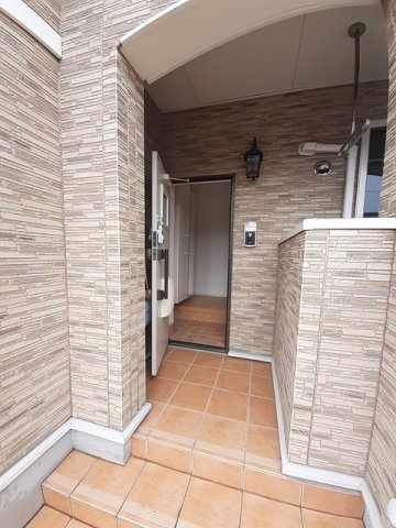 ニュー・ガジュマルのエントランス