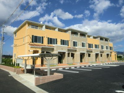 ニュー・ガジュマルの外観