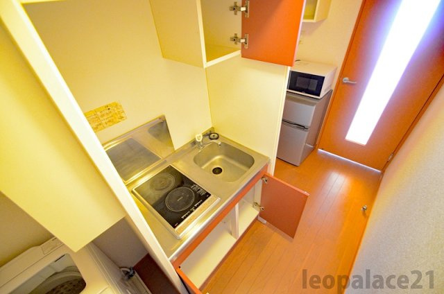 レオパレスｃｒｏｓｓ　ｗｉｎｇのその他|コンパクトとなキッチン♪