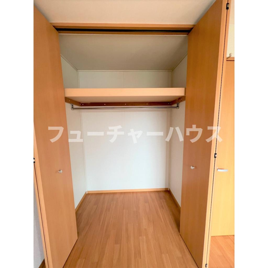 ファミーリェ　ＩＩのその他|※202号室の参考画像です