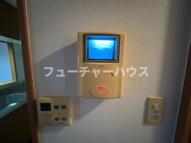 カームプレイス(ＣＡＬＭ　ＰＬＡＣＥ）のセキュリティ|カメラ付インターホン（イメージ）