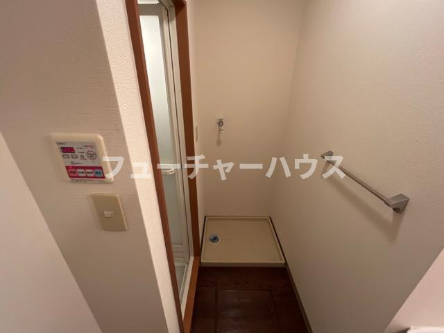カームプレイス(ＣＡＬＭ　ＰＬＡＣＥ）のその他|洗濯機置場（イメージ）