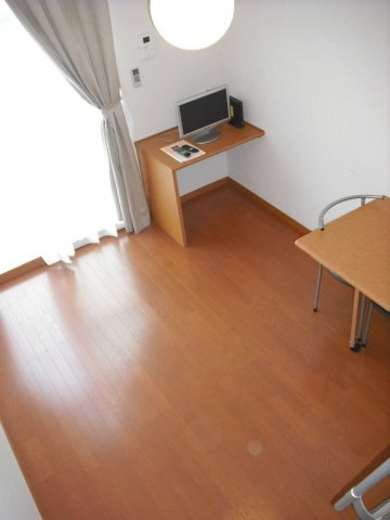 レオパレスヴィエントの居間・リビング