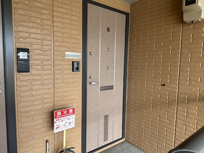 サニーコート義景　Ａの玄関