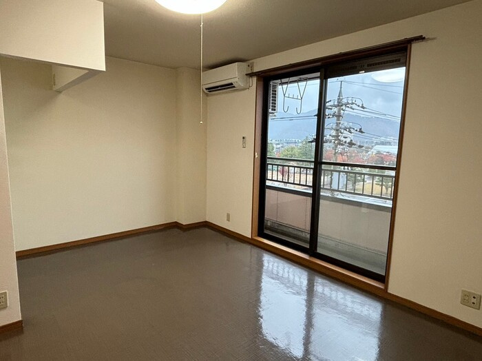 グラン・マ・アネックスの居間・リビング