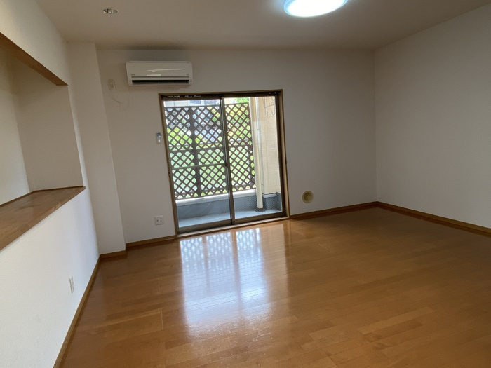 Casa-N（カーサN）　1号棟の居間・リビング