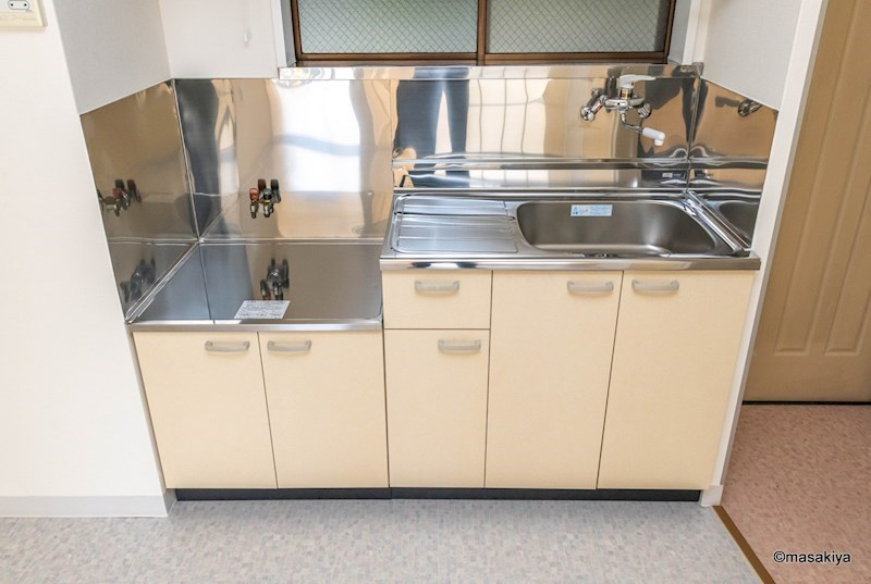 サンシティハイツのキッチン|写真は同じ建物内の別のお部屋のものです。参考にご覧下さい。