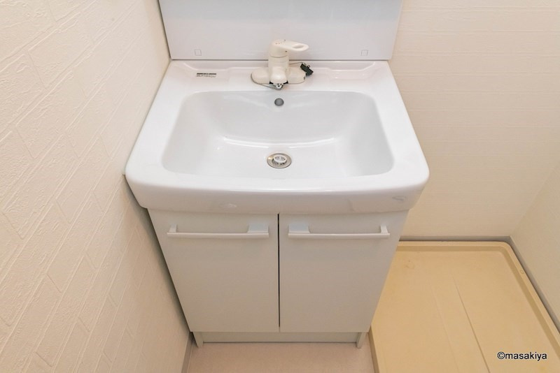サンシティハイツの洗面所|写真は同じ建物内の別のお部屋のものです。参考にご覧下さい。