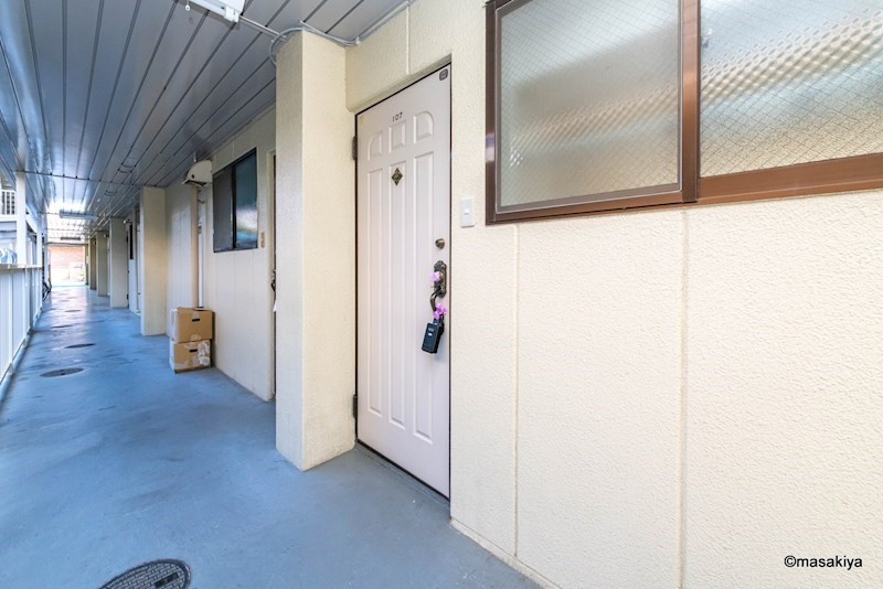 サンシティハイツのエントランス|写真は同じ建物内の別のお部屋のものです。参考にご覧下さい。