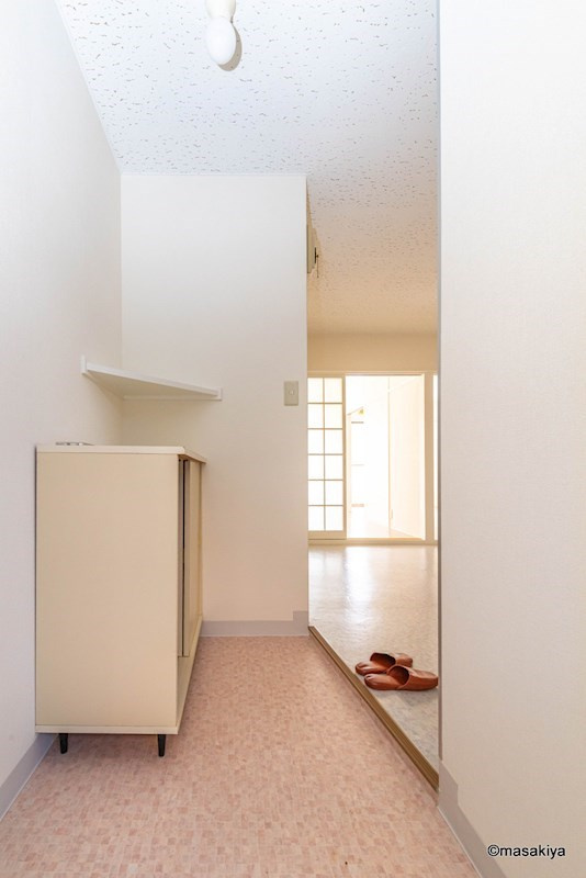 サンシティハイツの玄関|写真は同じ建物内の別のお部屋のものです。参考にご覧下さい。