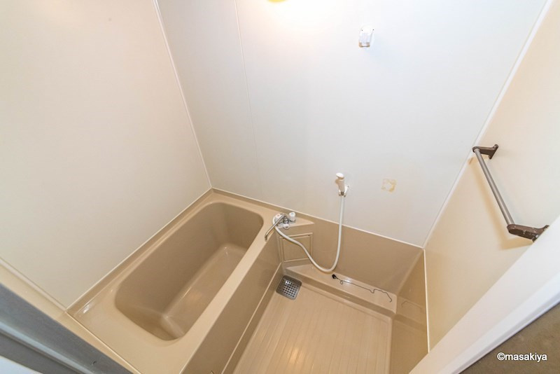 サンシティハイツの浴室|写真は同じ建物内の別のお部屋のものです。参考にご覧下さい。