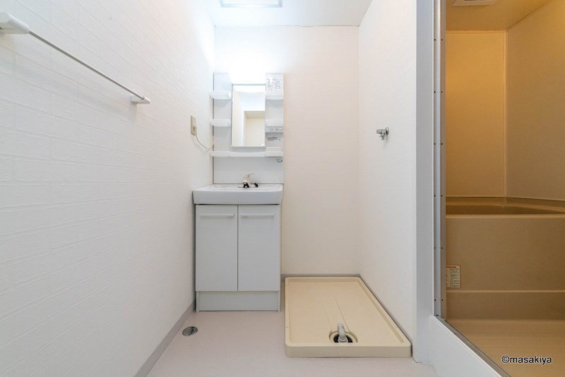 サンシティハイツの洗面所|写真は同じ建物内の別のお部屋のものです。参考にご覧下さい。