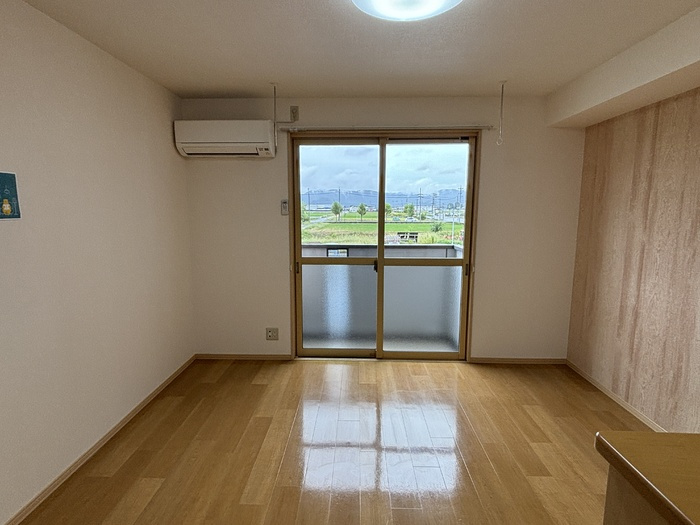 クローバーの居間・リビング