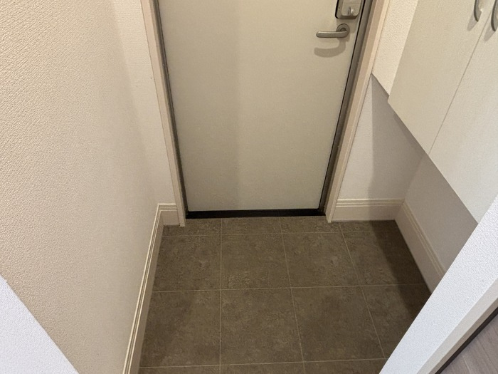 vivere（ヴィヴェーレ）の玄関