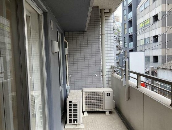 【バルコニー】