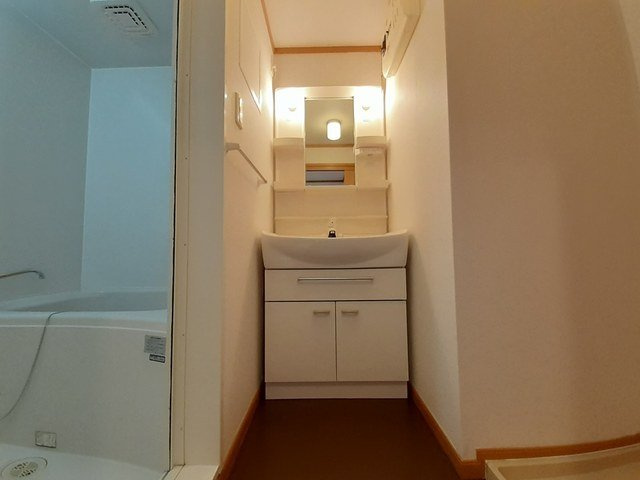 メゾンパレェの洗面所