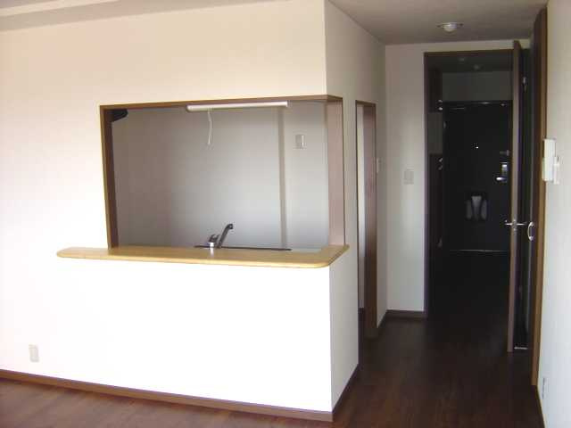 ファミリーコンフォートの内装|ダイニング