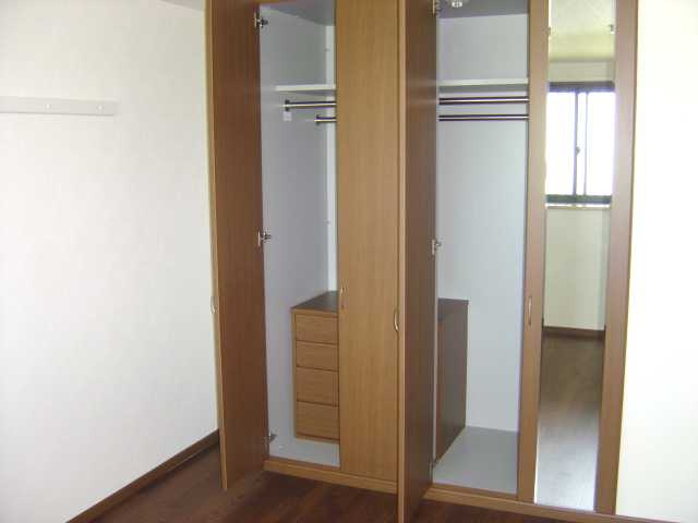 ファミリーコンフォートの収納|クローゼット