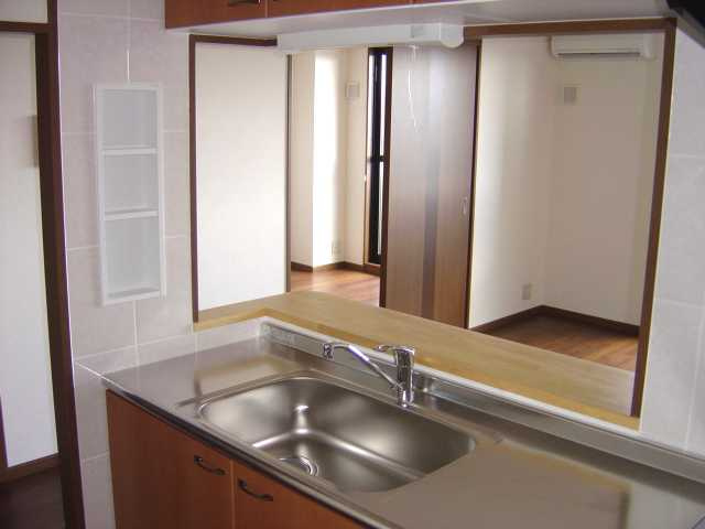 ファミリーコンフォートのキッチン|キッチン