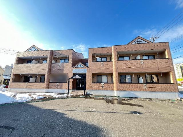 プランドール・ソフィアの駐車場|外観写真（昼）