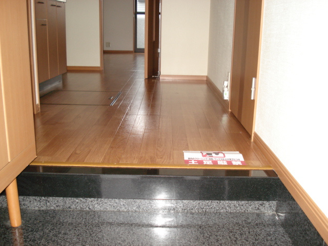 オリンピア　１６の玄関|玄関