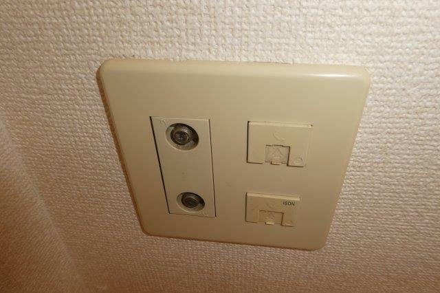 マイルド・フナコシの設備|ＴＶジャック・電話モジュラー