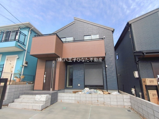 祝　成約済み　八王子市　散田町　新築戸建ての外観|～仲介手数料無料☆八王子ひなた不動産～八王子市散田町　新築戸建て