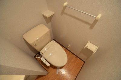 【トイレ】 | ソレイユ鶴瀬 | 落ち着いた色調のトイレです