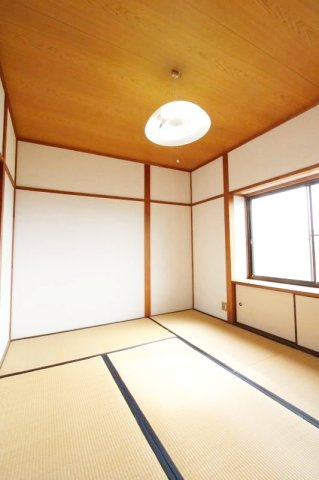コーポ歩の和室