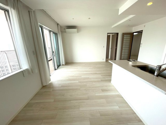 アーバンドックパークシティ豊洲タワーA棟の居間・リビング