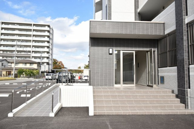 【エントランス】 | アグレアーブル