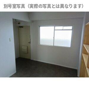 豊山住宅の居間・リビング