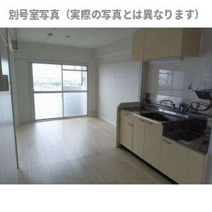 豊山住宅の居間・リビング